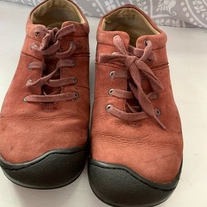 Keen leather sneakers